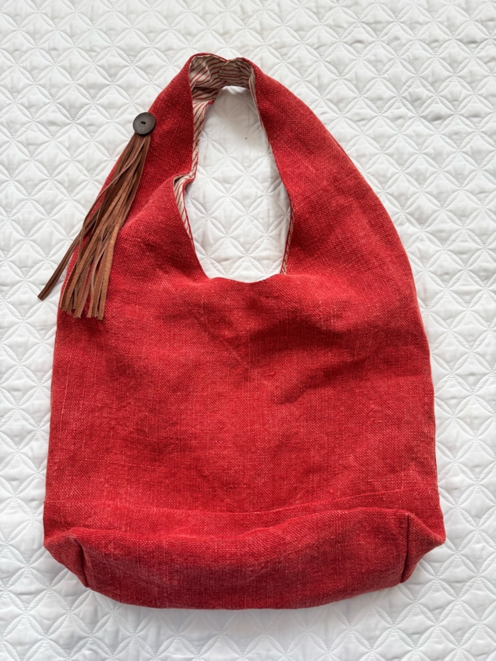 Red Boho 100% Jute Textured Slouchy Shoulder Tote with Tassel Detail Charm